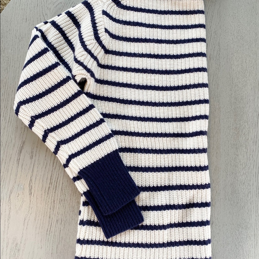 J. Crew Wool Blend Sweater - Small - Turtleneck